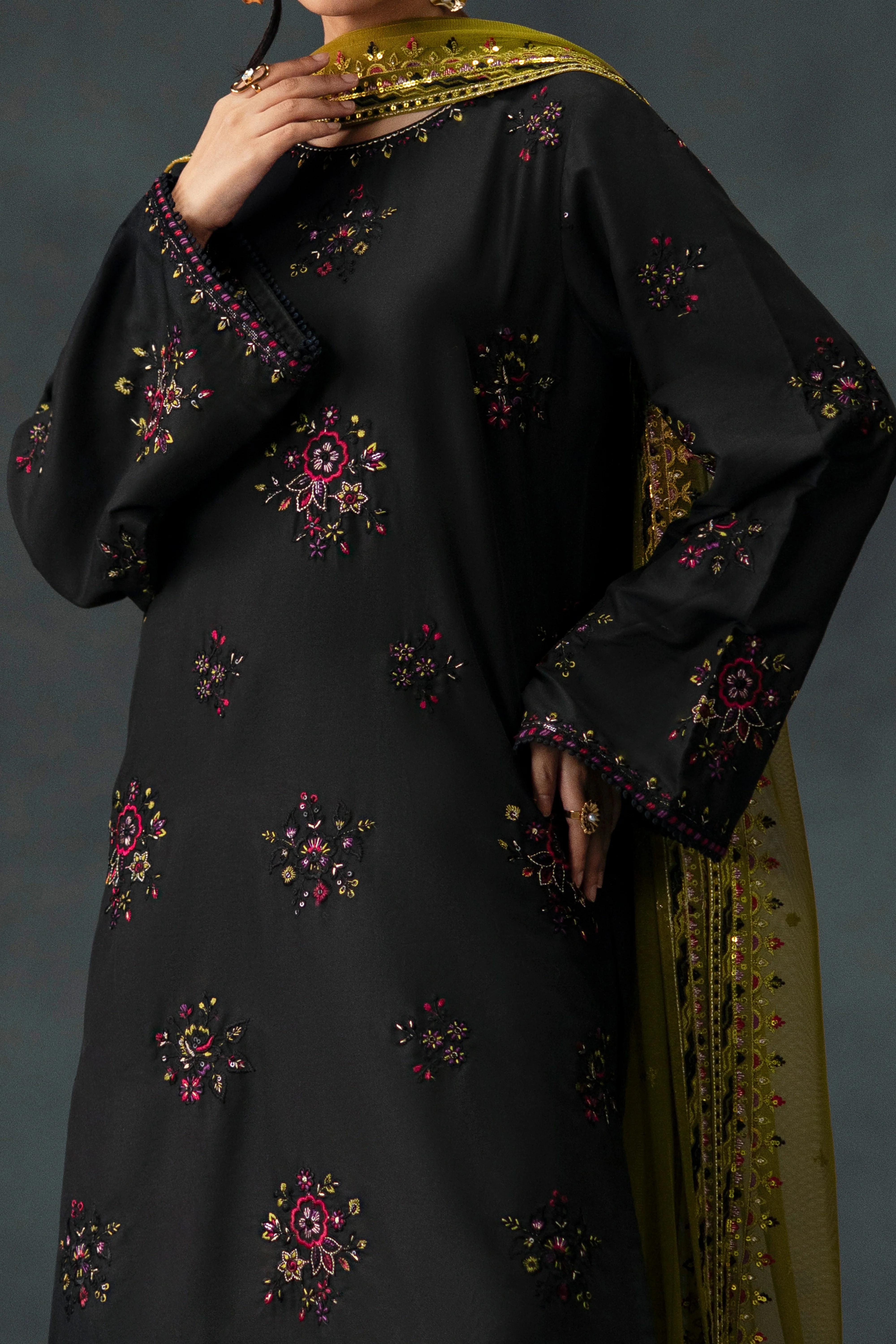 Madiha - Image 5